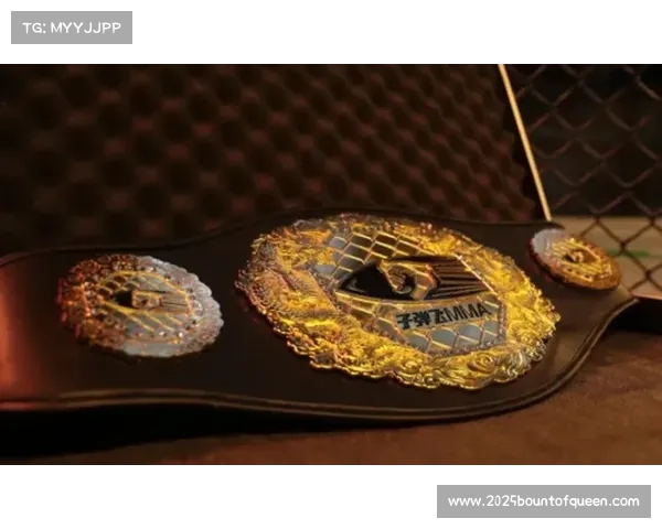 雅罗斯拉夫·阿莫索夫母亲战火中藏匿其金腰带，母子情深感动格斗界